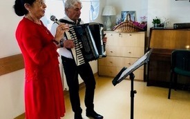 Spotkanie Urodzinowe Senior&oacute;w (13)