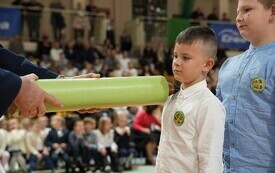 Pasowanie pierwszoklasist&oacute;w w Szkole Podstawowej w Pniewach (153)