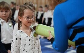Pasowanie pierwszoklasist&oacute;w w Szkole Podstawowej w Pniewach (125)