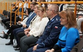 Pasowanie pierwszoklasist&oacute;w w Szkole Podstawowej w Pniewach (49)