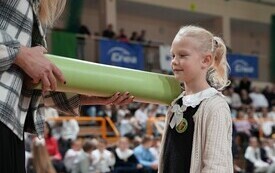 Pasowanie na pierwszoklasist&oacute;w w Szkole Podstawowej w Pniewach (213)