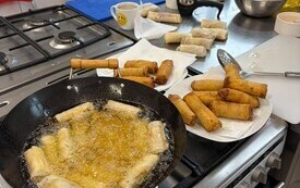 Azjatycka podr&oacute;ż smak&oacute;w &mdash; uczniowie Zespołu Szk&oacute;ł w Pniewach uczą się od mistrza kuchni (27)