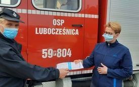 OSP dostarcza ulotki na temat szczepień w Gminie Pniewy (5)