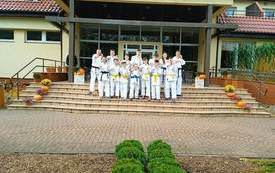 Ob&oacute;z karate w Łężeczkach 3