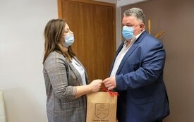 Z najlepszymi życzeniami dla pracownik&oacute;w socjalnych 1