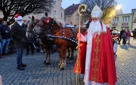 Kiermasz Świąteczny 140