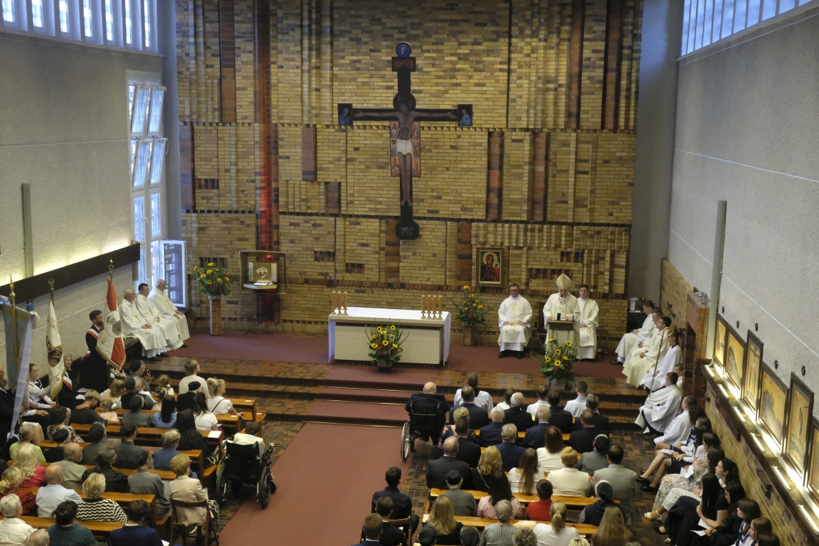 Jubileusz 10-lecia ustanowienia św. Urszuli Led&oacute;chowskiej Patronką Miasta Pniewy