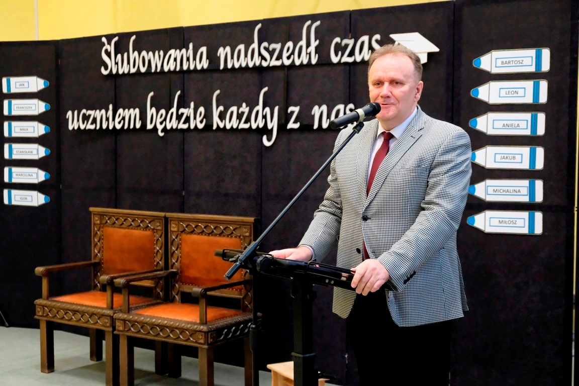 Pasowanie na&nbsp;ucznia w&nbsp;SP Chełmno