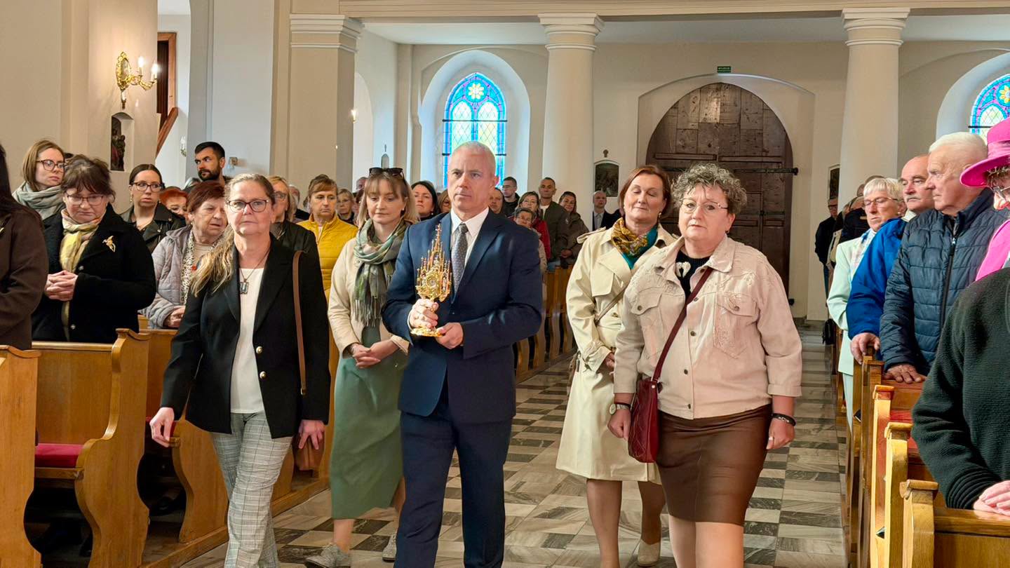 Uroczystość przekazania relikwii