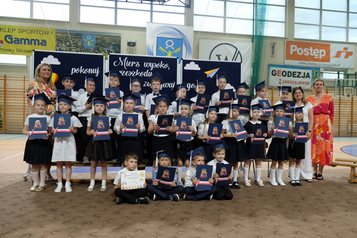 Uroczyste zakończenie Przedszkola "MIŚ" w&nbsp;Pniewach 2025/2026