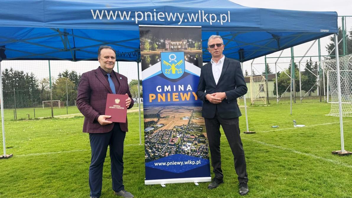 Przebudowa boiska miejskiego w&nbsp;Pniewach