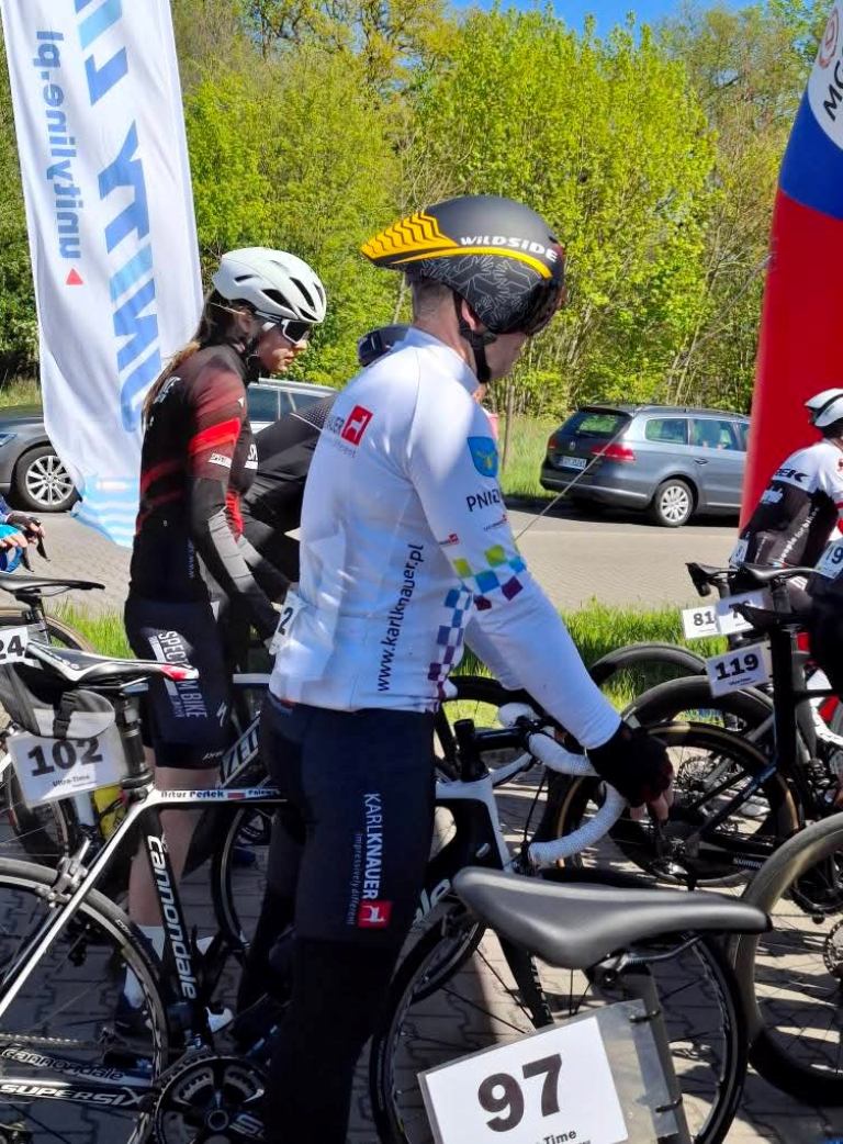 Pniewianie rozpoczęli sezon Supermaraton&oacute;w w&nbsp;Płotach!