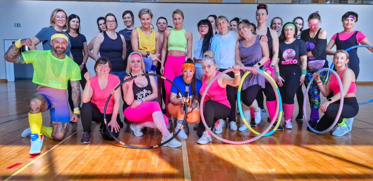 Maraton Fitness Mix w&nbsp;stylu lat 90 &ndash; ruch, energia i&nbsp;świetna zabawa!