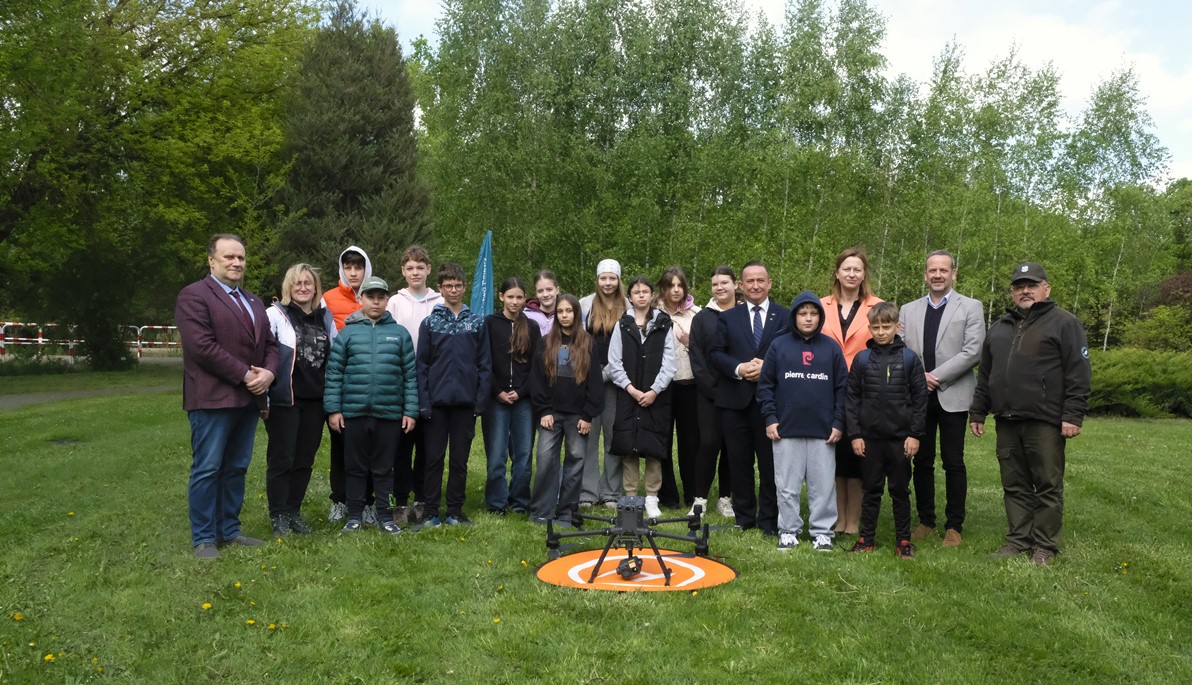 Spotkanie uczni&oacute;w szk&oacute;ł podstawowych z&nbsp;Wicewojewodą
