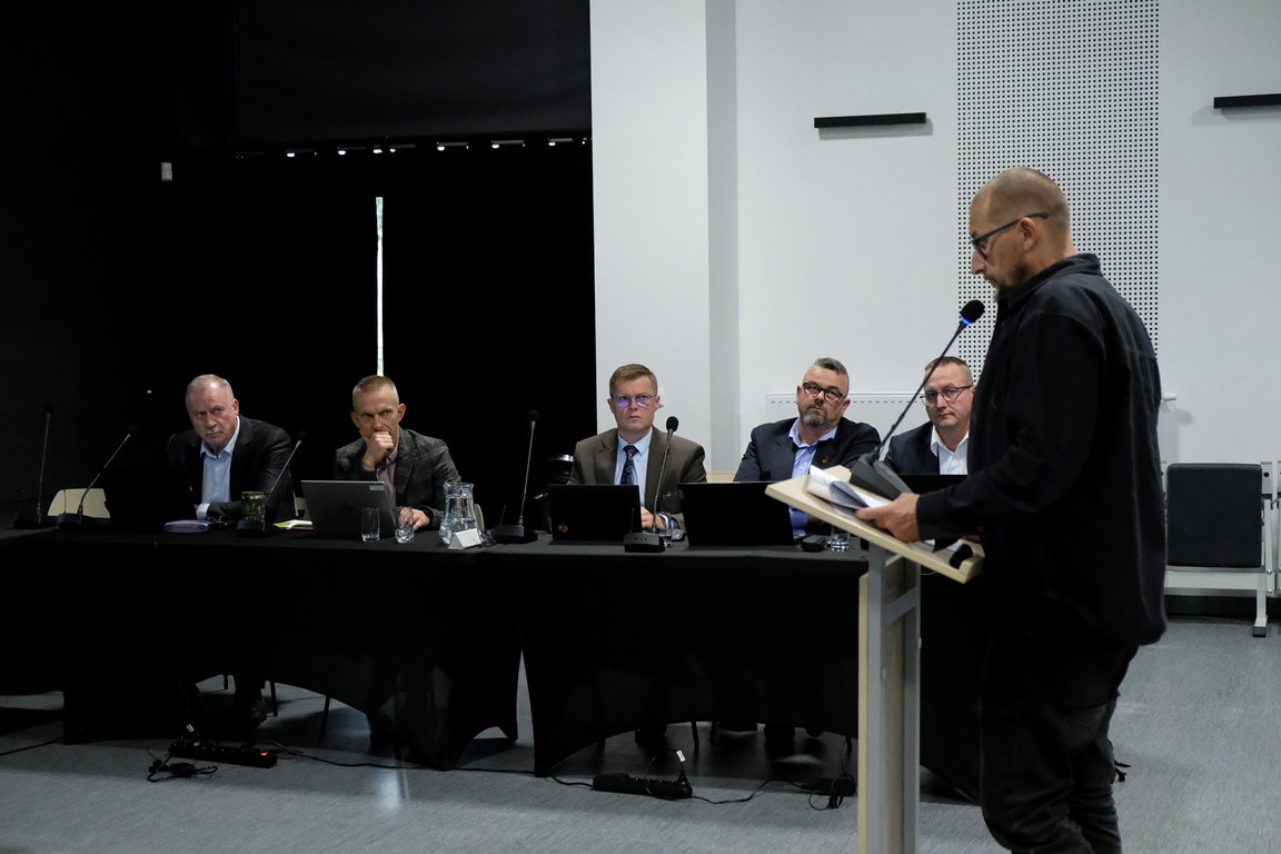 INFORMACJA Z XXXI SESJI RADY MIEJSKIEJ PNIEWY