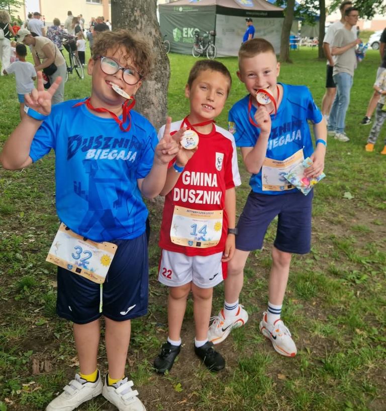 Sportowy Dzień Dziecka w&nbsp;Pniewach &ndash; &bdquo;Biegiem po Medal 5&rdquo; za nami!