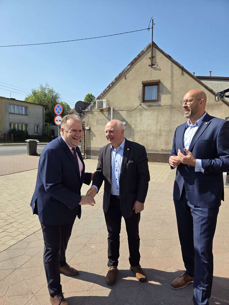 zdjęcia z&nbsp;wizyty w&nbsp;OSP Pniewy 