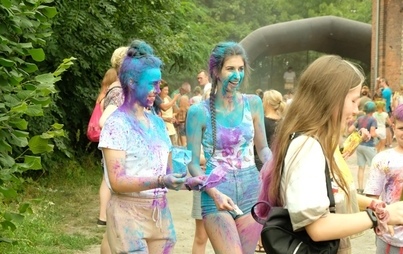Zdjęcie do Holi Święto Kolor&oacute;w
