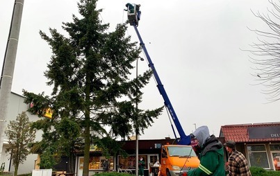 Zdjęcie do Miasto stroi się na nadchodzące święta