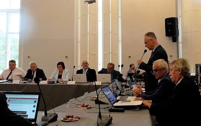 Zdjęcie do INFORMACJA Z POSIEDZEŃ KOMISJI I SESJI RADY MIEJSKIEJ