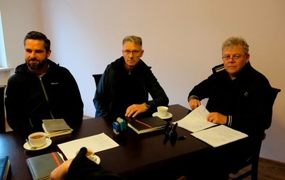 Zdjęcie do Podpisanie umowy - Przebudowa układu komunikacyjnego w Pniewach