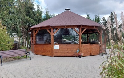Zdjęcie do Budowa altany zakończona