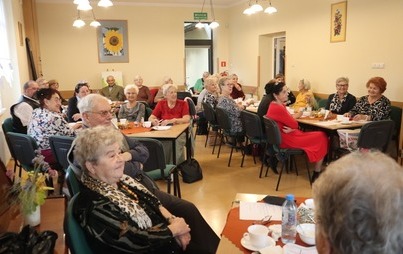 Zdjęcie do Seniorzy powitali jesień