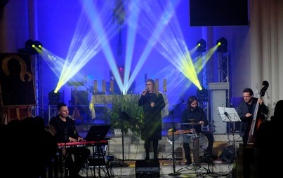 Zdjęcie do Koncert Uwielbienia