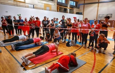 Zdjęcie do Mikołajkowy Maraton Fitness