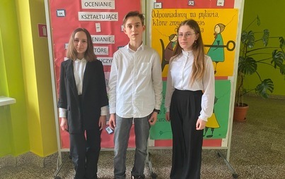 Zdjęcie do Troje uczni&oacute;w z tytułem finalisty Wojew&oacute;dzkiego Konkursu Geograficznego