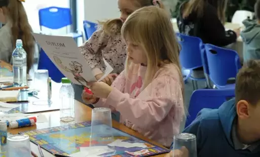 Zdjęcie do Warsztaty w bibliotece- śnieżne kule