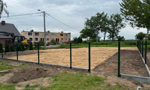 Otrzymaliśmy dofinansowanie na modernizację placu zabaw w Dębinie