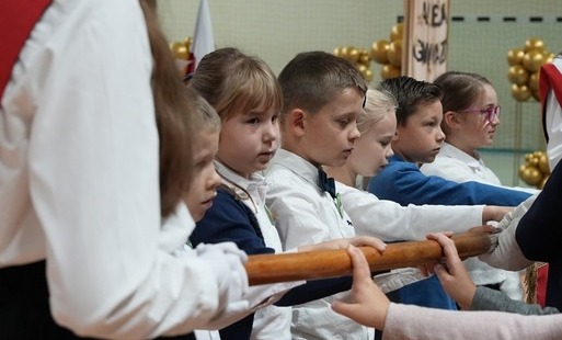 Pasowanie pierwszoklasistów w Szkole Podstawowej w Pniewach