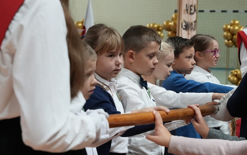 Pasowanie na pierwszoklasistę w Szkole Podstawowej w Pniewach