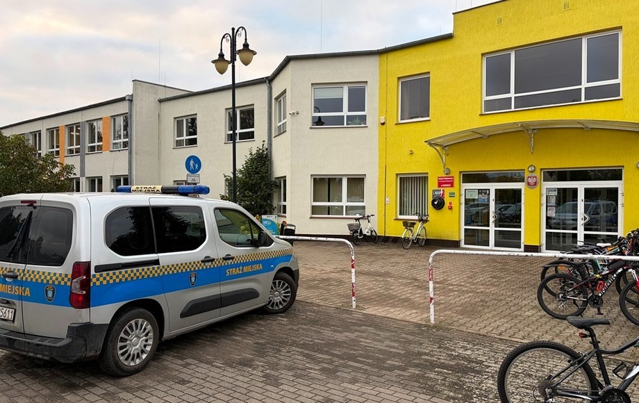 Wzmożone kontrole bezpieczeństwa w szkołach w Pniewach